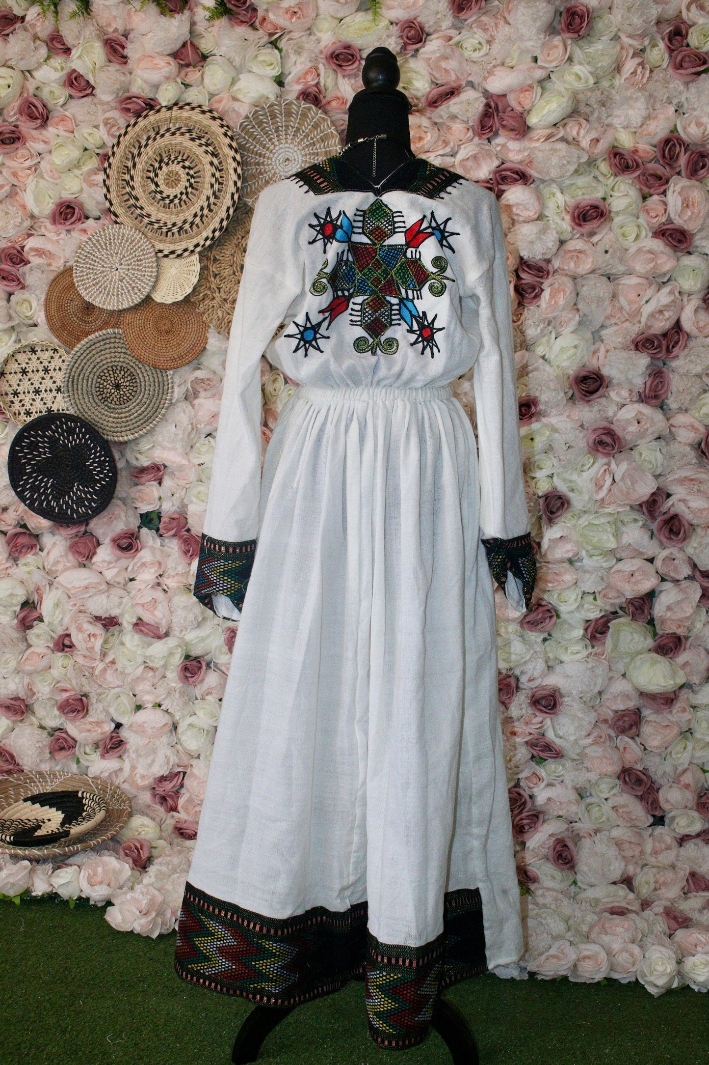 Lakomelza Tilfs • Ethiopian Abay Tilf Wollo Amhara White Dress || Habesha Dress