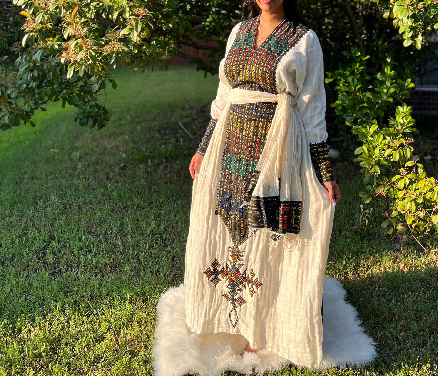 Lakomelza Tilfs • Ethiopian Wollo Amhara Sebez Tilf Fetil White Dress