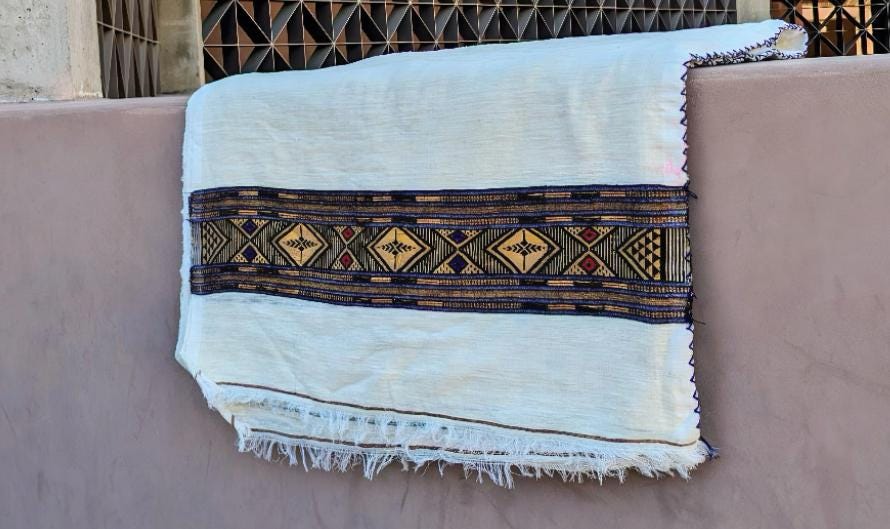 Mekes (መቀስ) Motif • Ethiopian Wollo Gabi - ወሎ  ጋቢ (Traditional 100% Organic Cotton Blanket